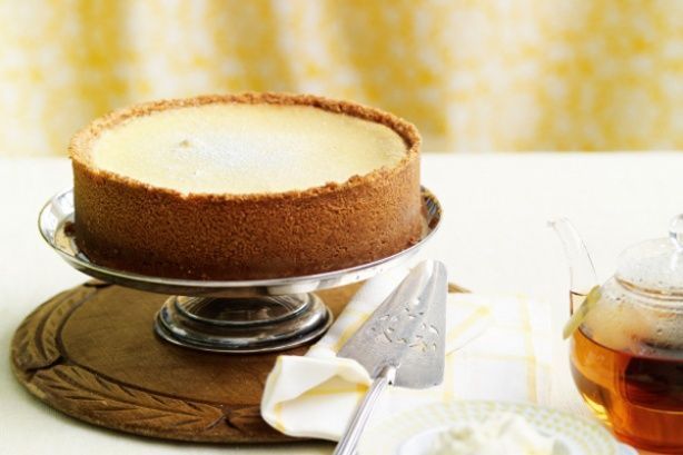 Baked lemon cheesecake